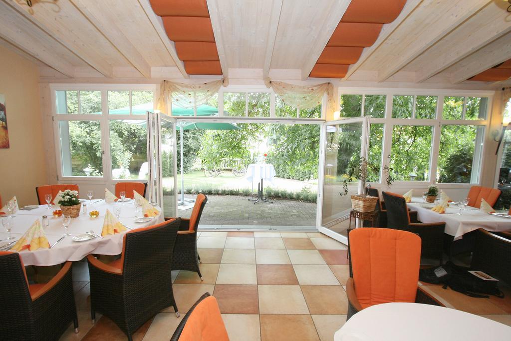 Hotel Muehlenhof Lollar Екстер'єр фото
