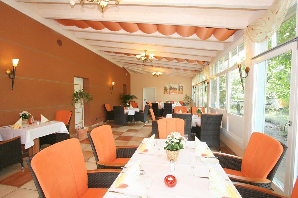 Hotel Muehlenhof Lollar Екстер'єр фото