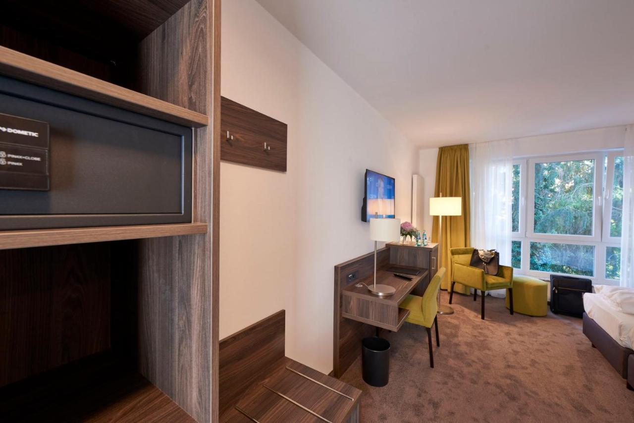 Hotel Muehlenhof Lollar Екстер'єр фото