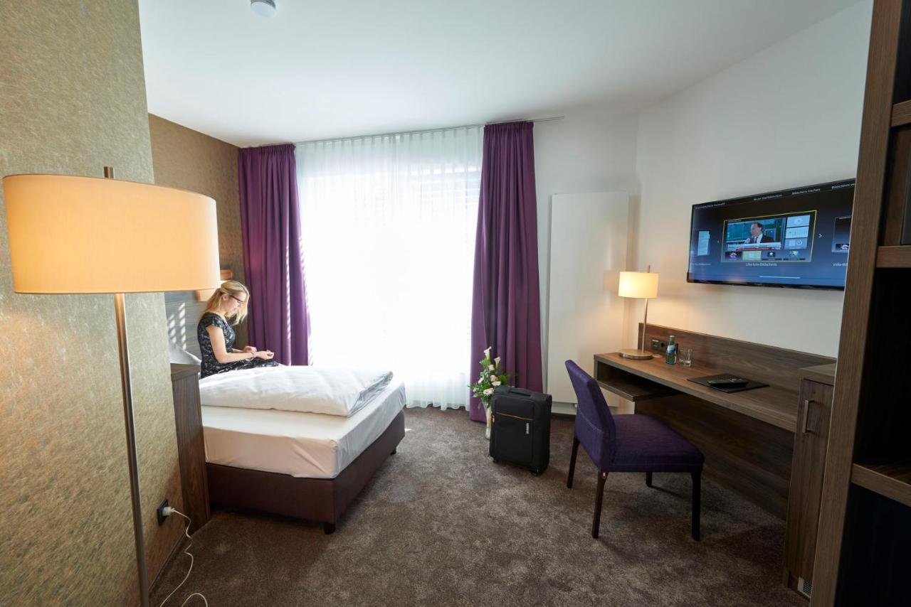 Hotel Muehlenhof Lollar Екстер'єр фото