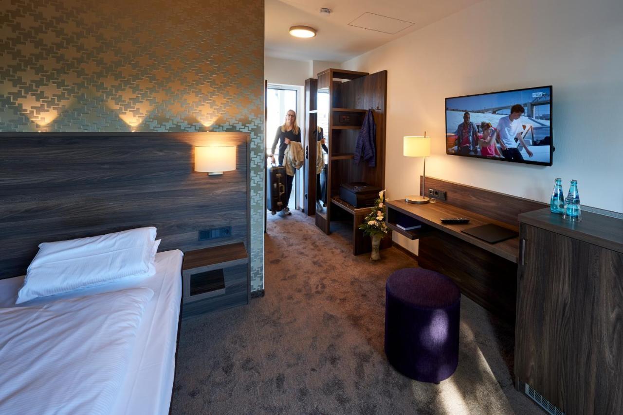 Hotel Muehlenhof Lollar Екстер'єр фото